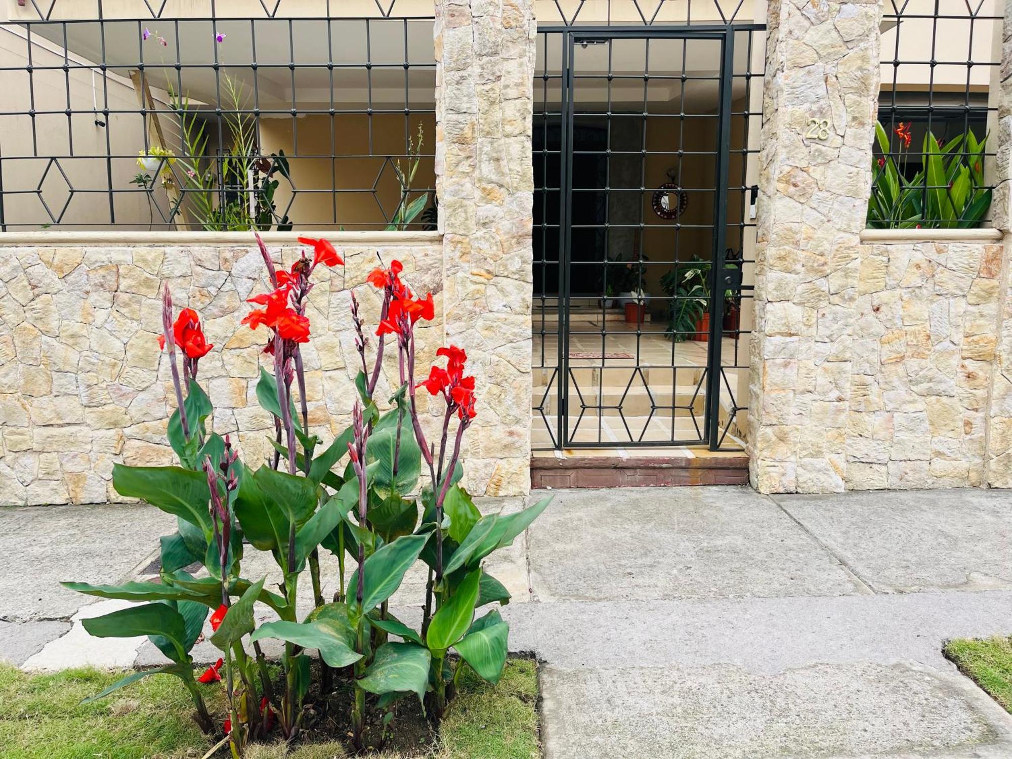 Ester'S Place Escazú Exterior foto